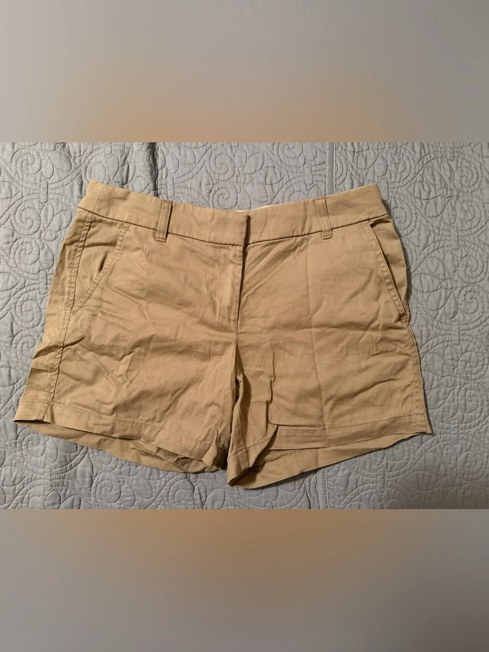 J.Crew Chino Shorts Women’s Size 6 Khaki Tan 100% Cotton Classic Casual